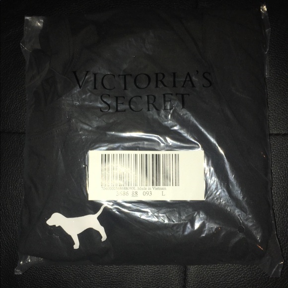 SOLD!!!  Victoria’s Secret PINK Short & Tee - Picture 5 of 6